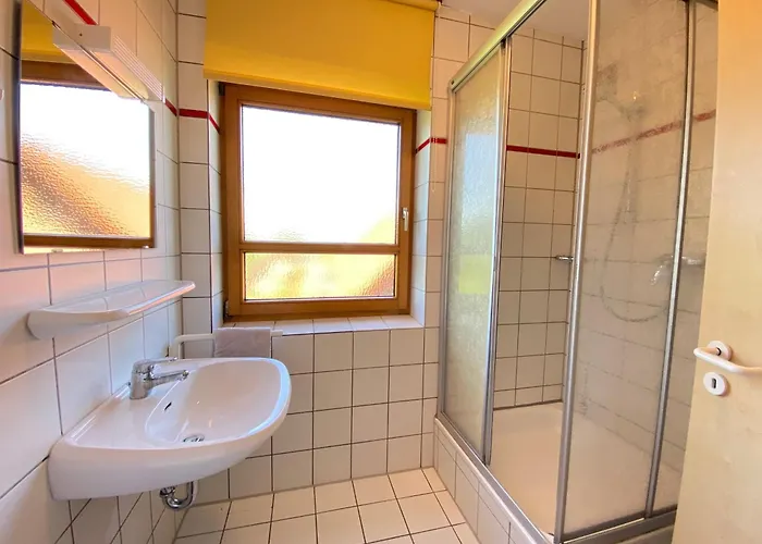 30 بيت للعطل